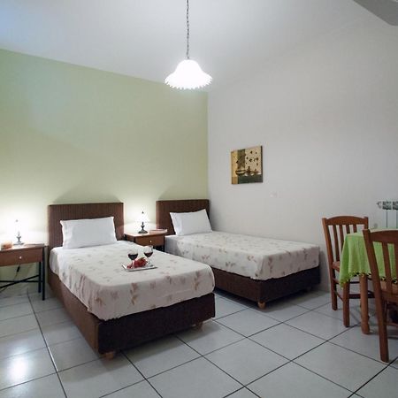 Kythera Irida Agia Pelagia  Buitenkant foto