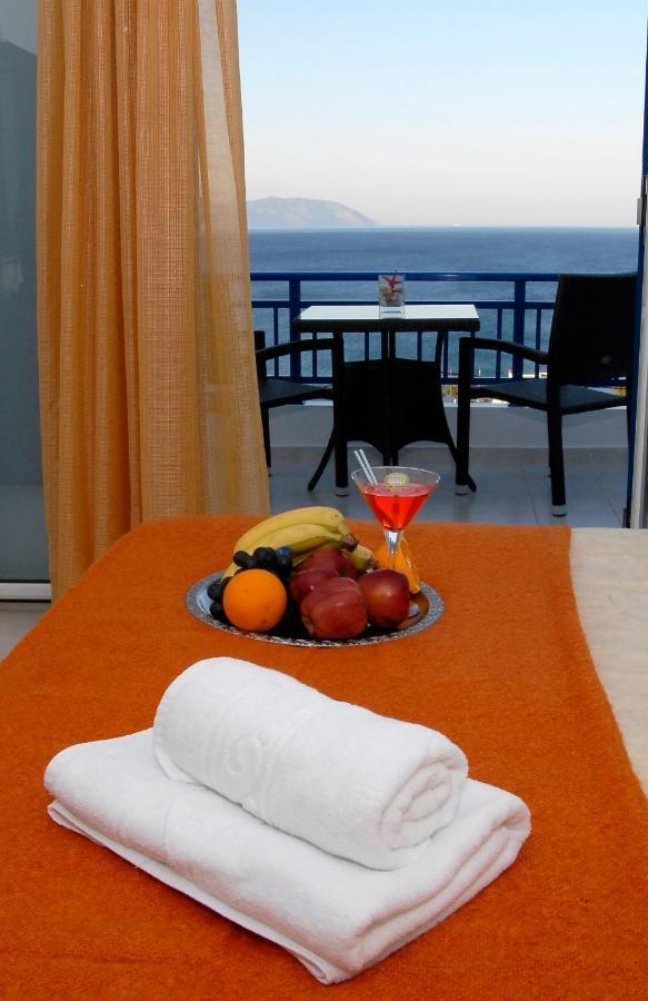 Kythera Irida Agia Pelagia  Buitenkant foto