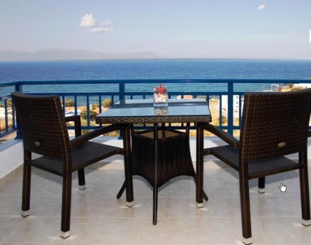 Kythera Irida Agia Pelagia  Buitenkant foto